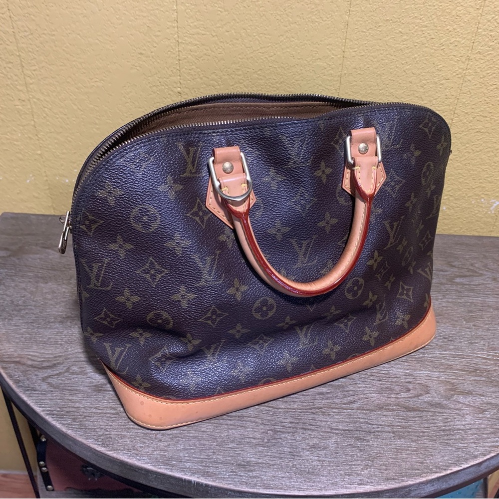 Louis Vuitton Monogram Handbag